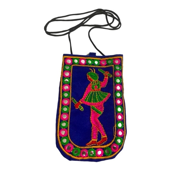 Fancy Handmade Traditional Design
Phone and money Case - Picture 7 of 12